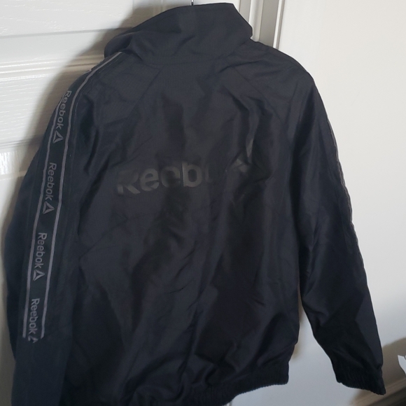 Reebok spring Jacket - Picture 4 of 7